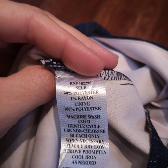 Connected Apparel pinstripe romper - Picture 2 of 3